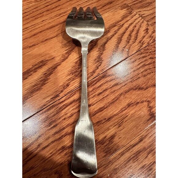 Oneida American Colonial Solid Serving Meat Fork 8 3/8" Cube Heirloom Stainless - Picture 2 of 5